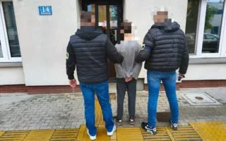 Agresywne zachowanie mężczyzny w gminie Kłodawa podczas interwencji policji