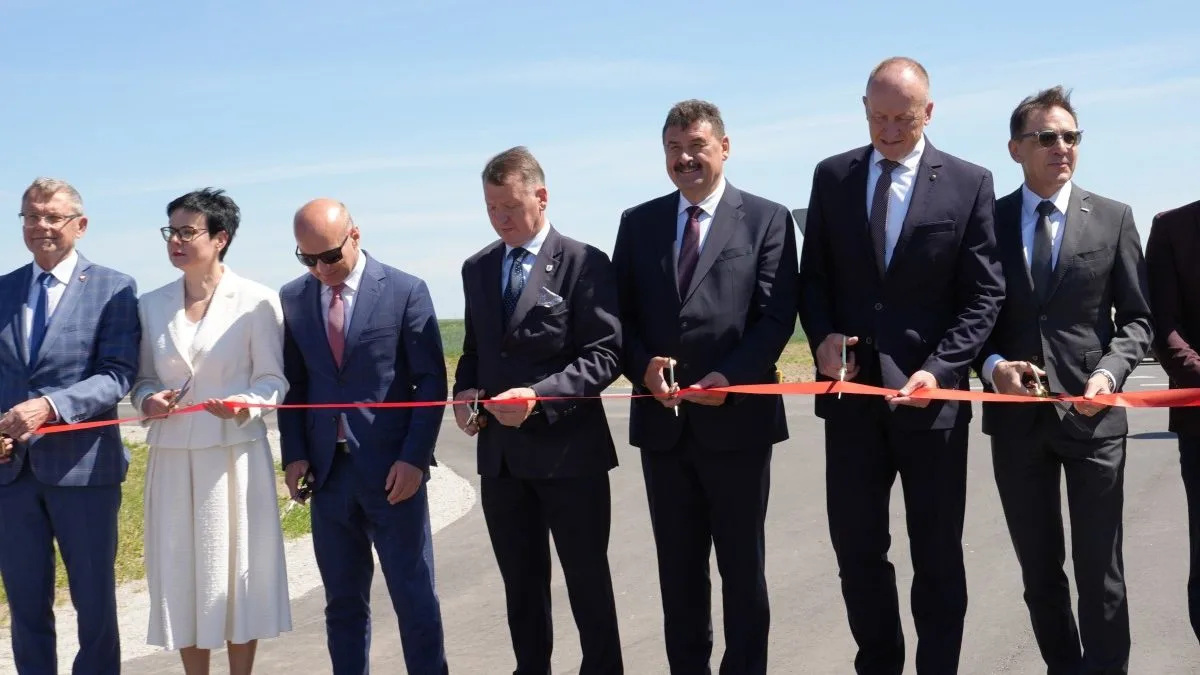 Północna obwodnica Koła podczas oficjalnego otwarcia i przecięcia wstęgi