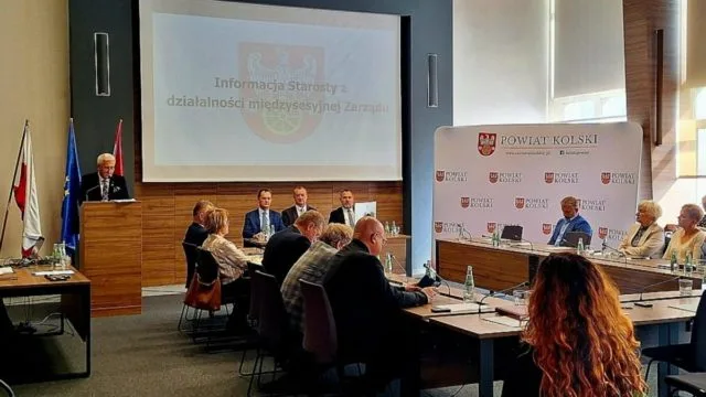 Rada Powiatu Kolskiego dyskutuje o zatrudnieniu lekarzy na pół etatu