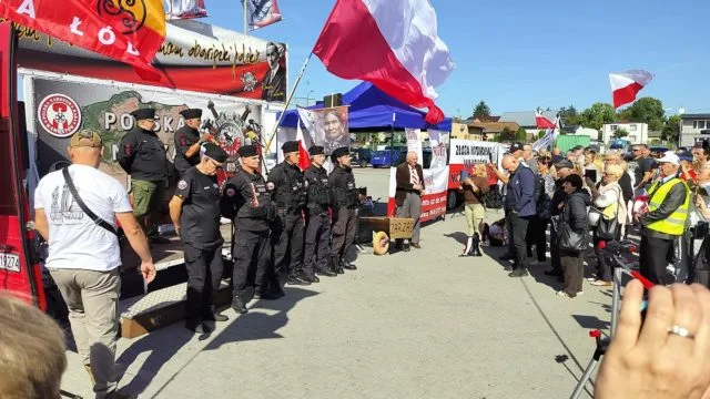 Protest w Kłodawie przeciw składowaniu odpadów w kopalni soli na targowisku