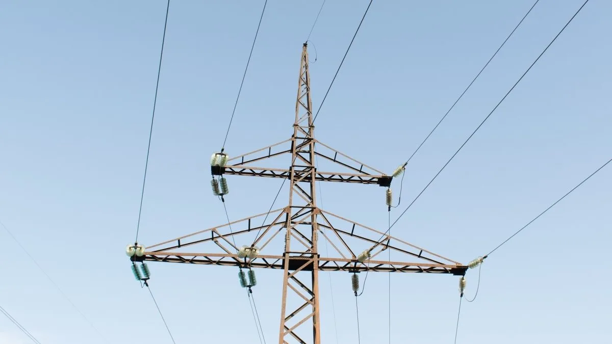 Wyłączenia prądu w powiecie kolskim – harmonogram przerw dostawy energii