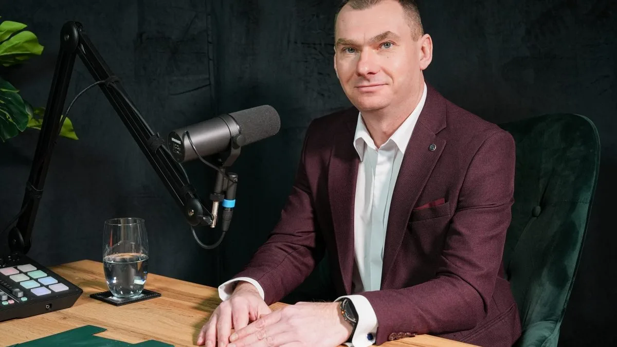 Burmistrz Kłodawy Piotr Michalak wyjaśnia procedury dotyczące planów składowania odpadów