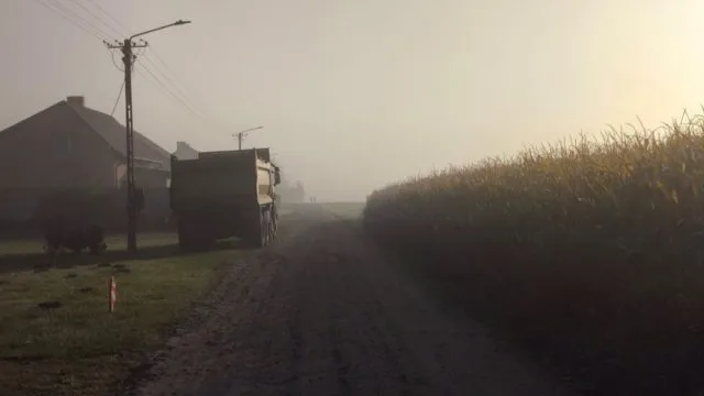 Inwestycje drogowe powiat kolski prace na trzech odcinkach drogi